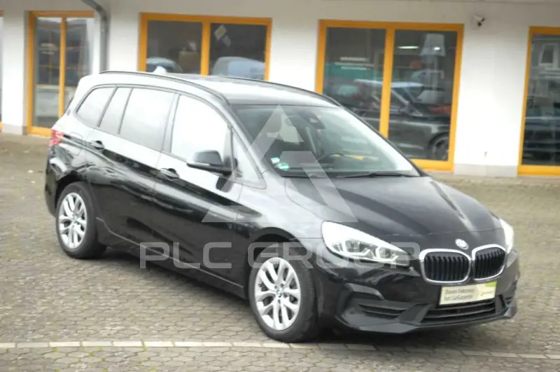 2022 BMW 218