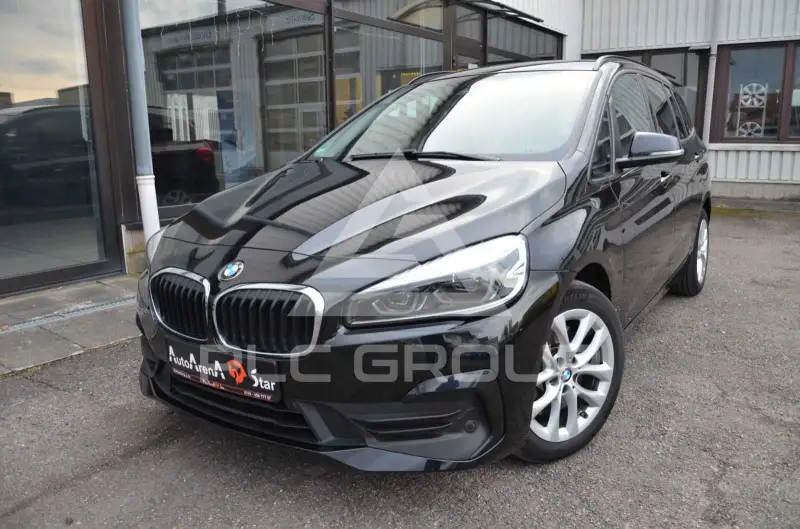 2022 BMW 218