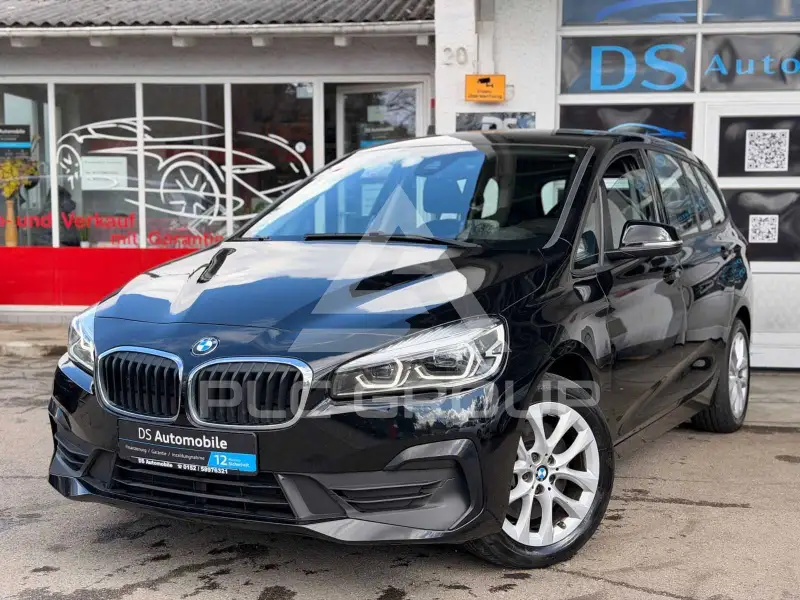 2022 BMW 218