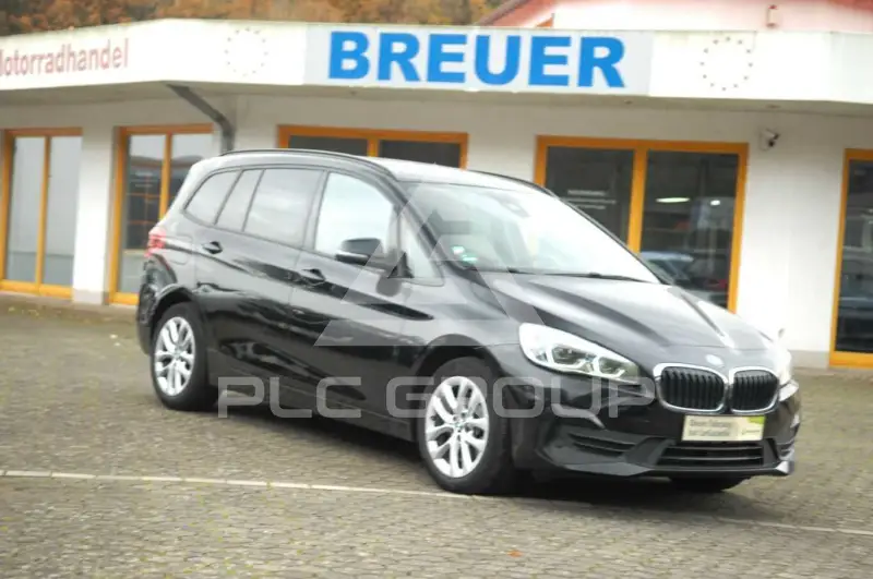 2022 BMW 218