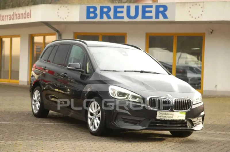 2022 BMW 218