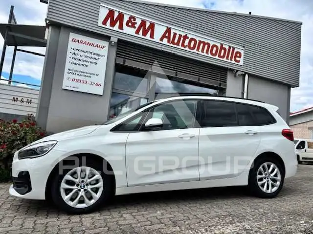 2022 BMW 218