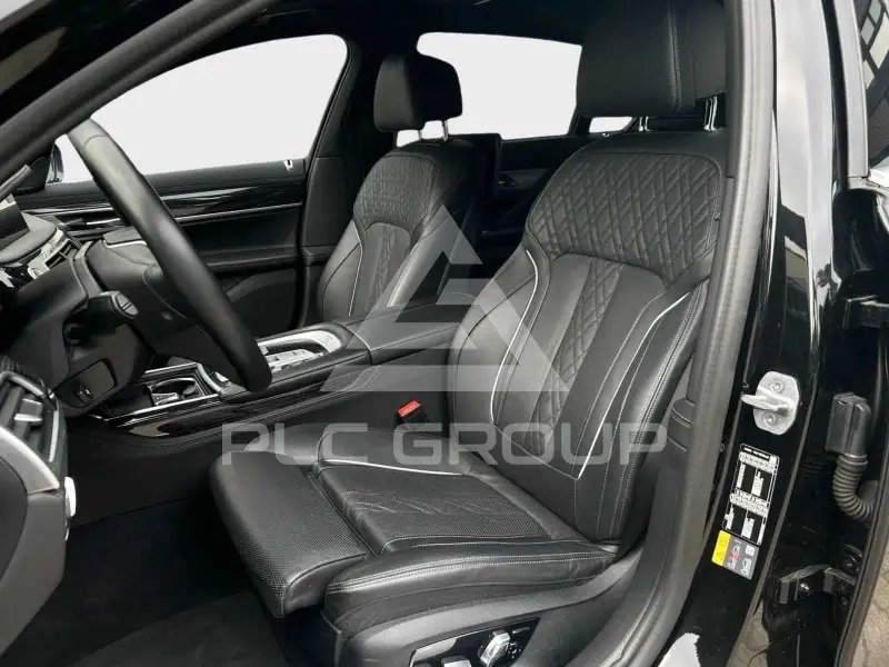 2022 BMW 745
