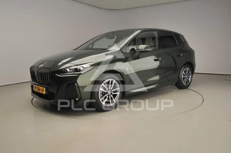 2022 BMW 220