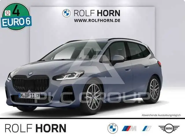 2022 BMW 220