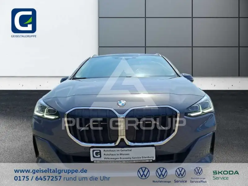 2022 BMW 220