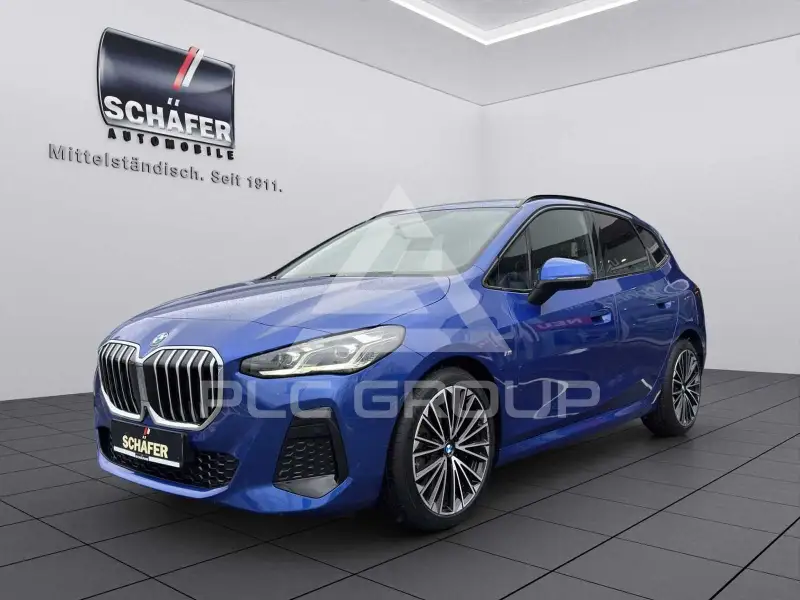 2022 BMW 220