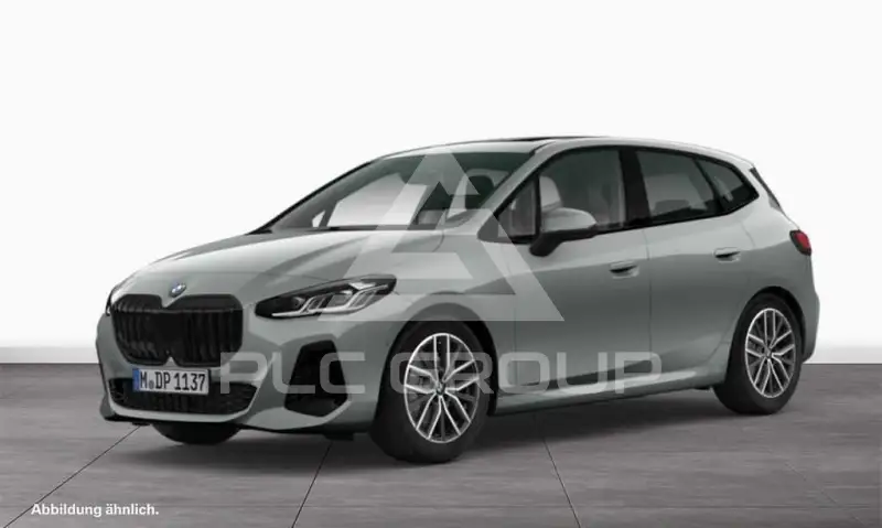 2022 BMW 220