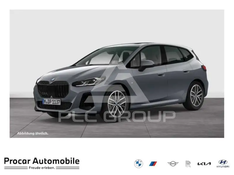 2022 BMW 220