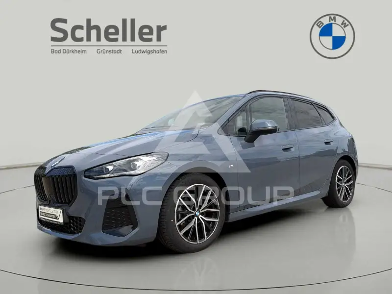 2022 BMW 220