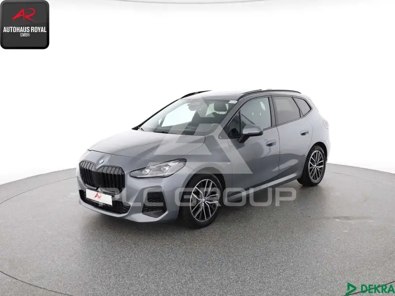 2022 BMW 220