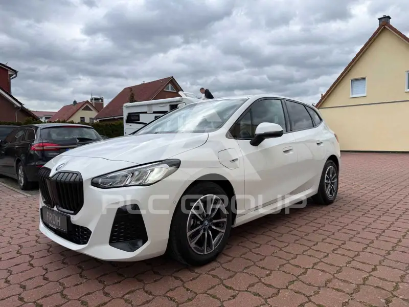 2022 BMW 225