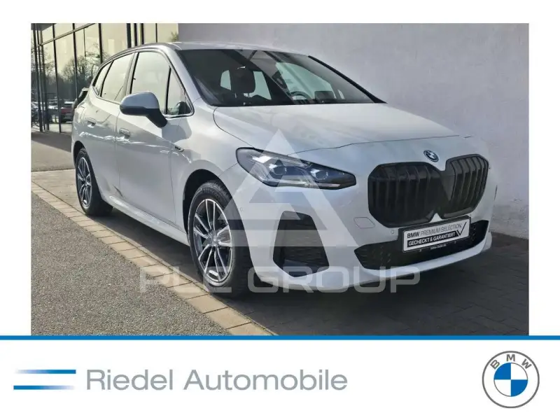 2022 BMW 225