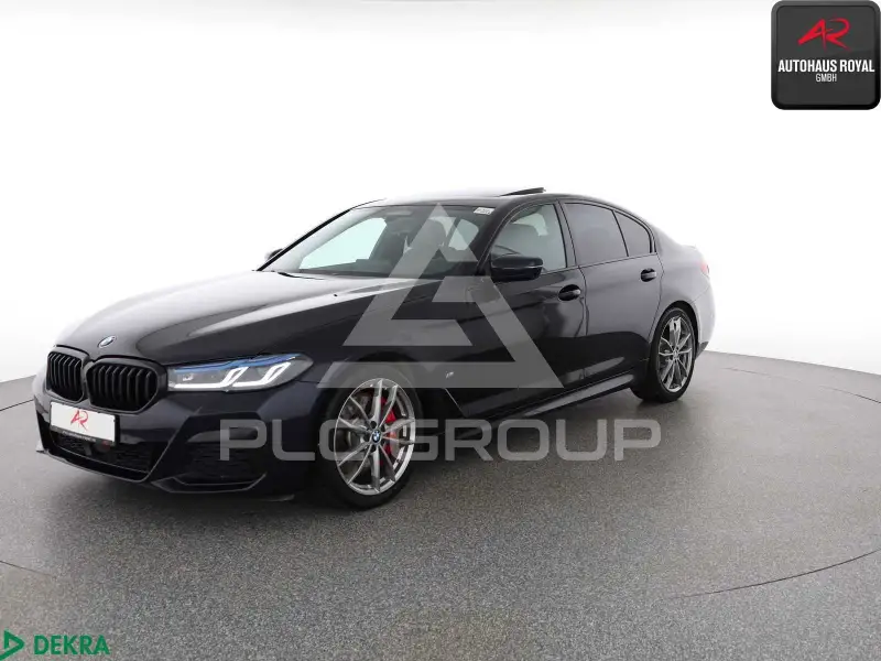 2022 BMW 550M