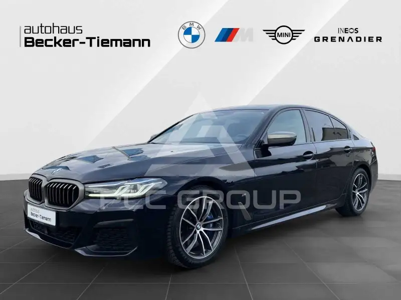 2022 BMW 550M