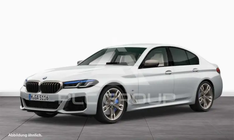2022 BMW 550M