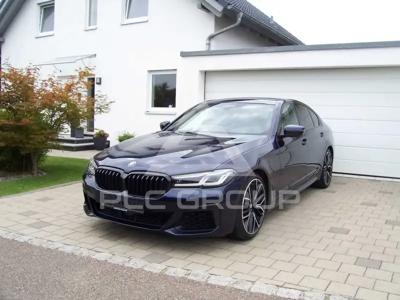 2022 BMW 550M