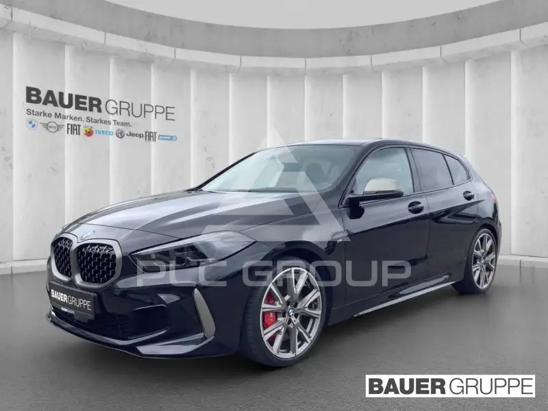 2022 BMW M1