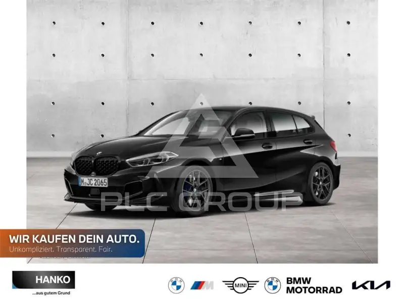 2022 BMW M1