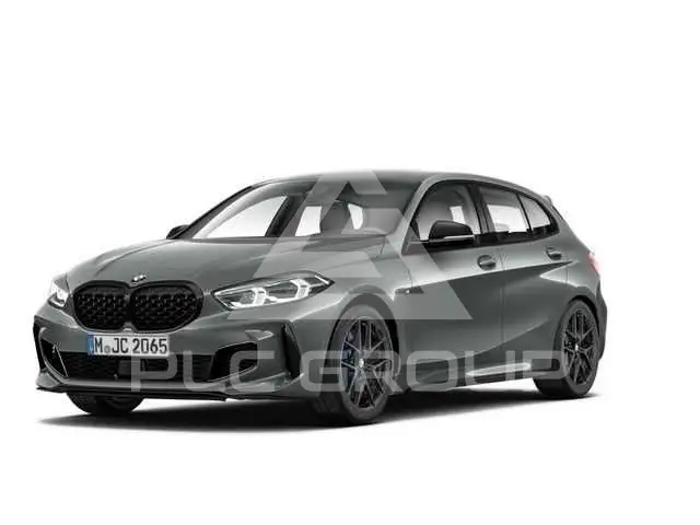 2022 BMW M135