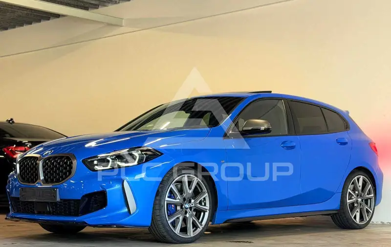 2022 BMW M1