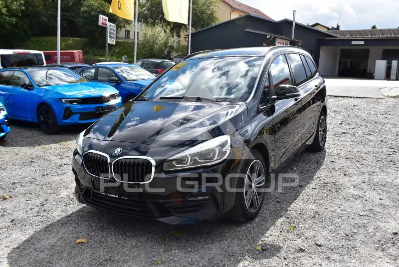 2022 BMW 220