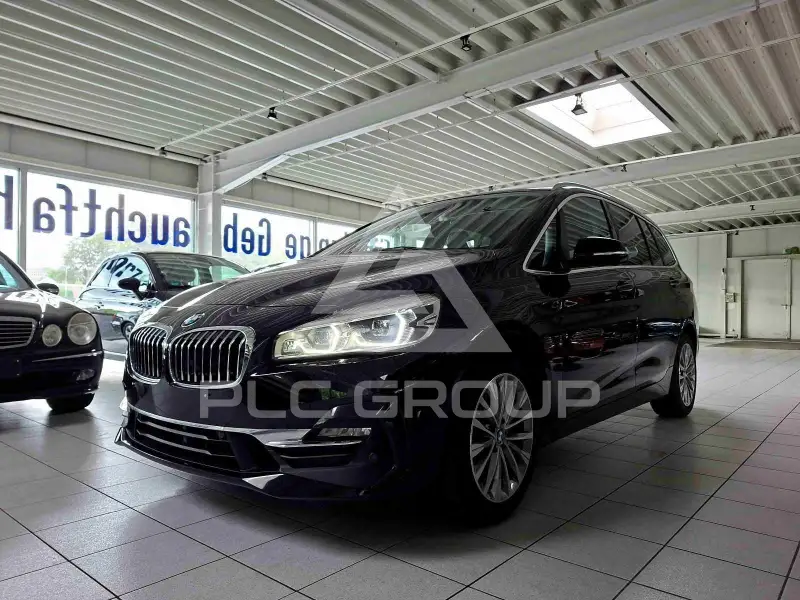 2022 BMW 220