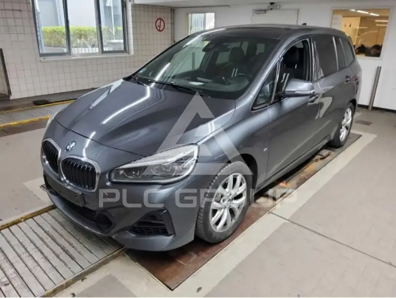 2022 BMW 220