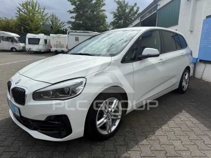 2022 BMW 220