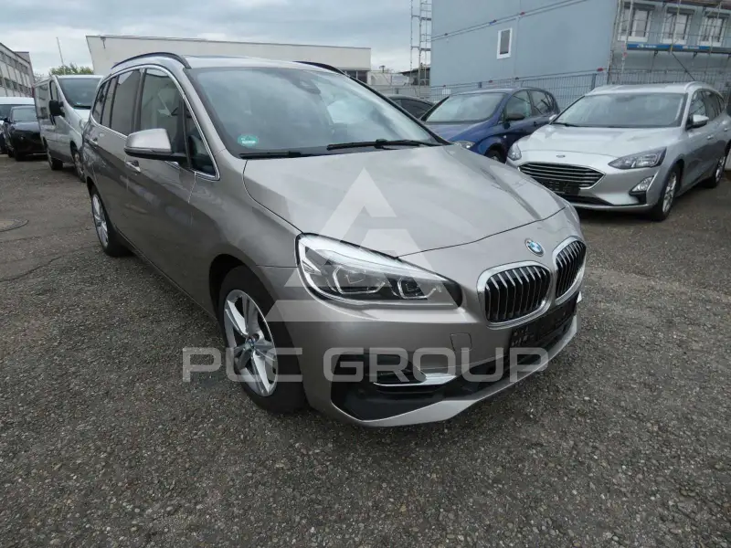 2022 BMW 220