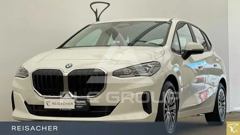 2022 BMW 218