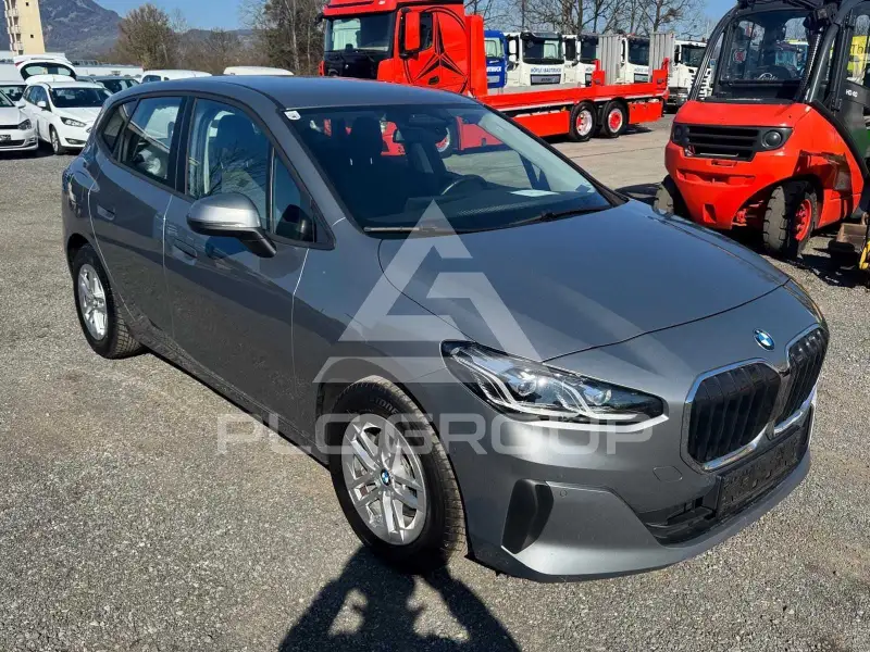 2022 BMW 218