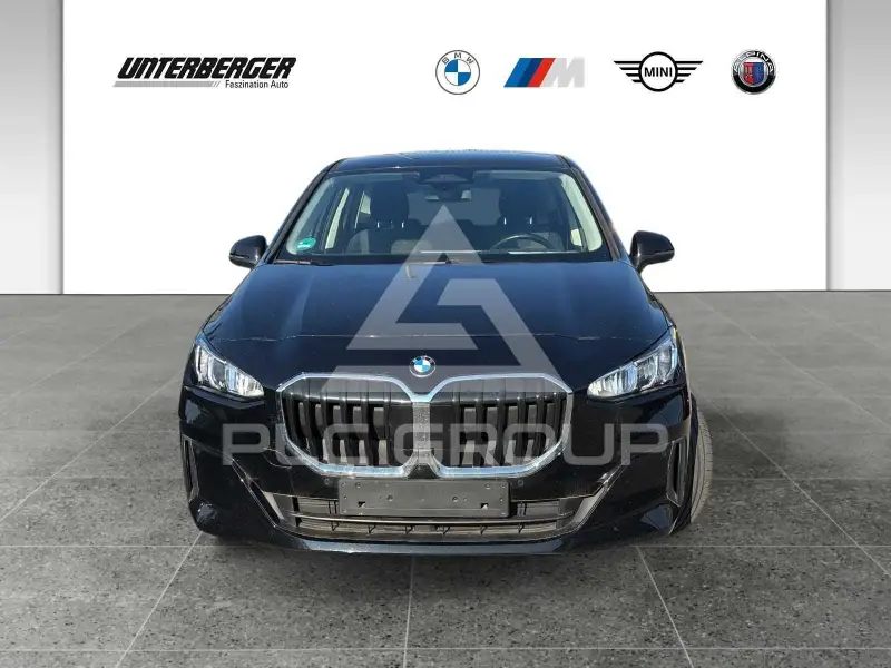 2022 BMW 218