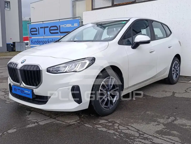 2022 BMW 218
