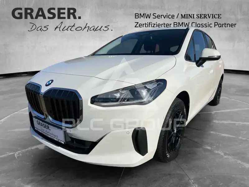 2022 BMW 218
