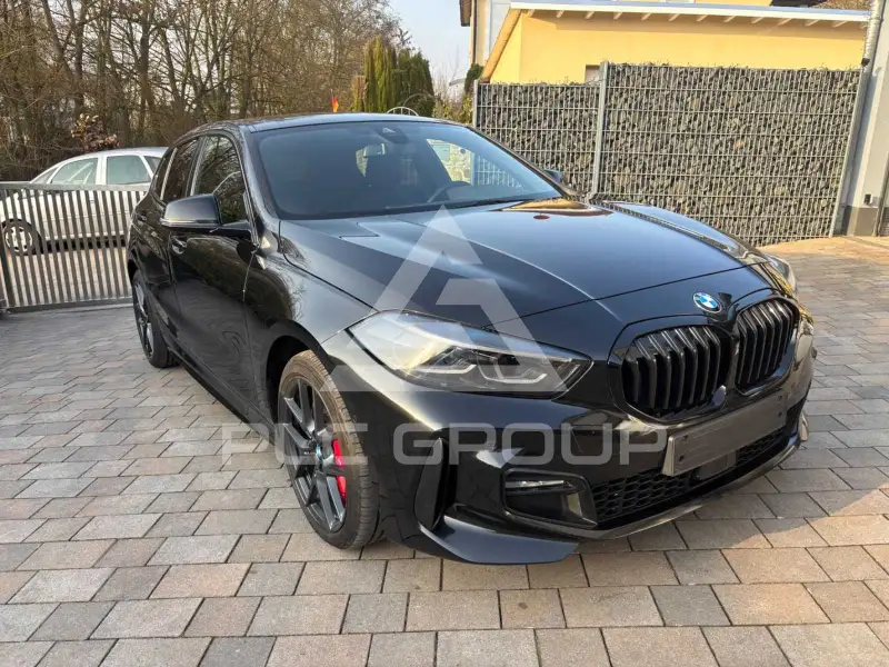 2022 BMW 120