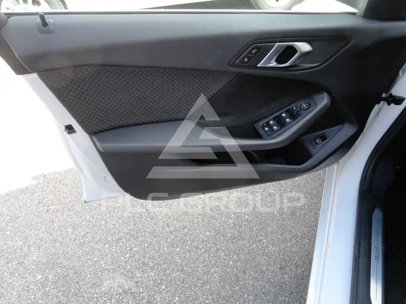 2022 BMW 120