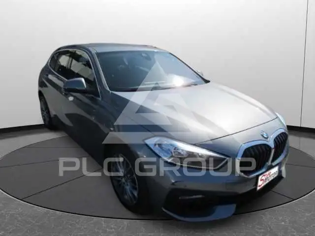 2022 BMW 120
