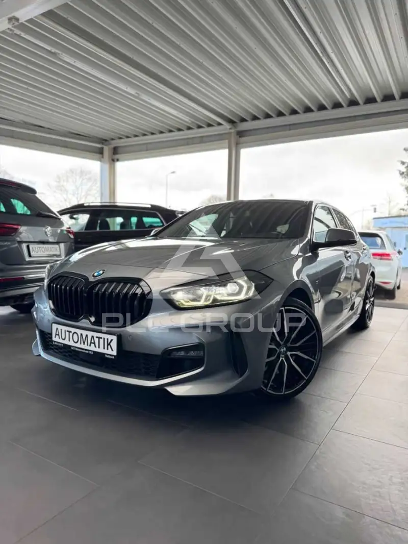 2022 BMW 120