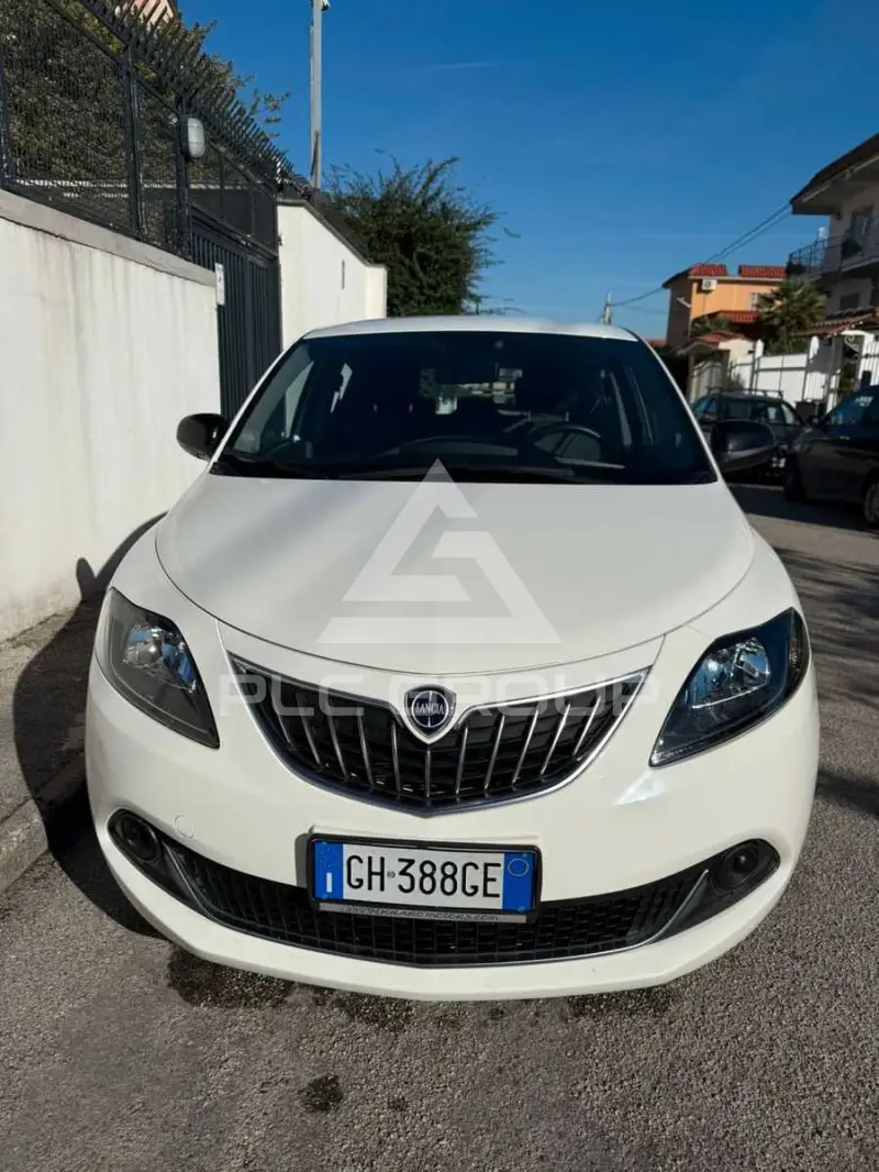 2022 Lancia YPSILON