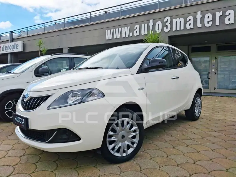 2022 Lancia YPSILON
