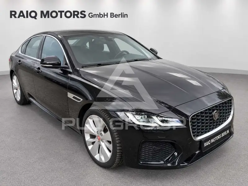 2022 Jaguar XF