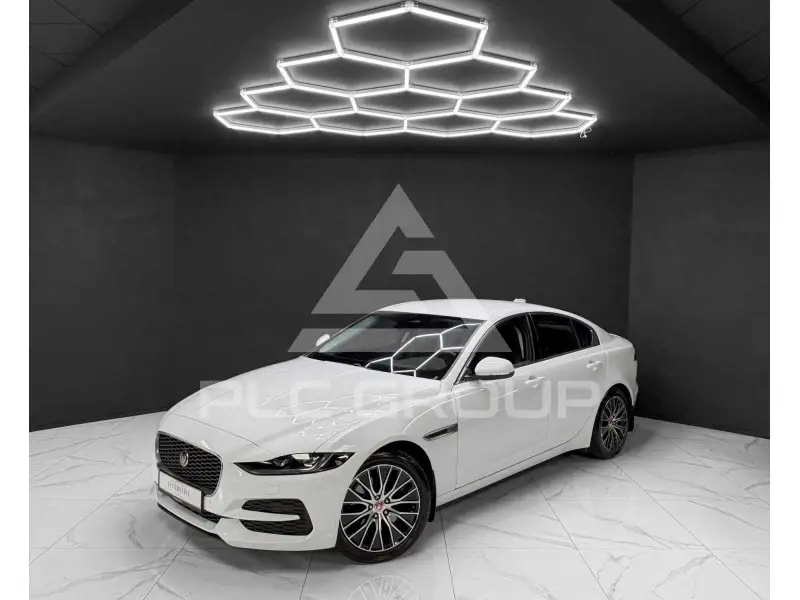 2022 Jaguar XE