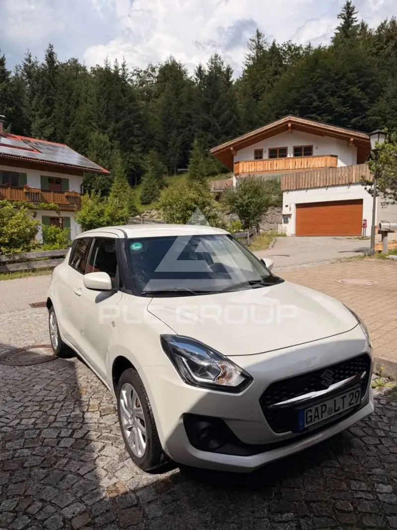 2022 Suzuki SWIFT