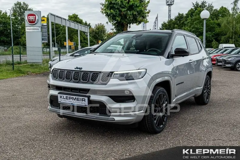 2022 Jeep COMPASS
