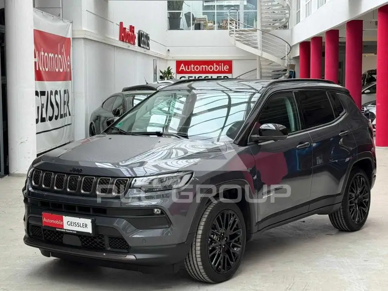 2022 Jeep COMPASS