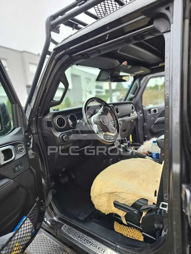 2022 Jeep WRANGLER