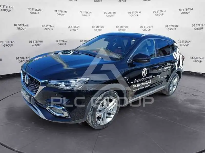 2022 MG HS