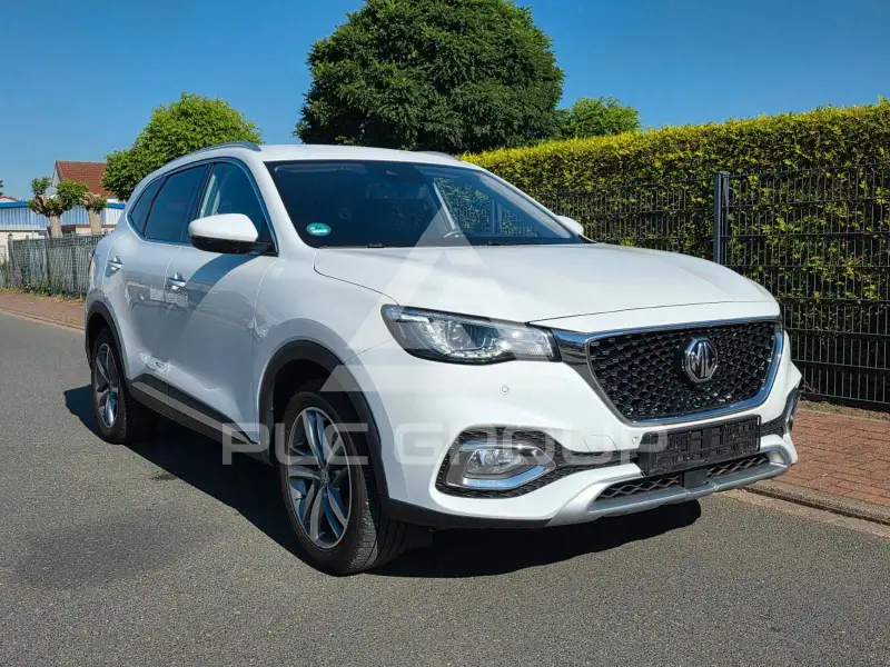2022 MG HS