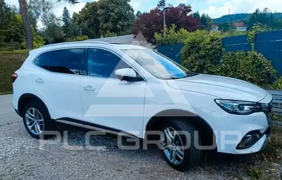 2022 MG HS